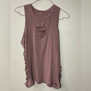 ALO Yoga cut it out Mauve Sleeveless Top